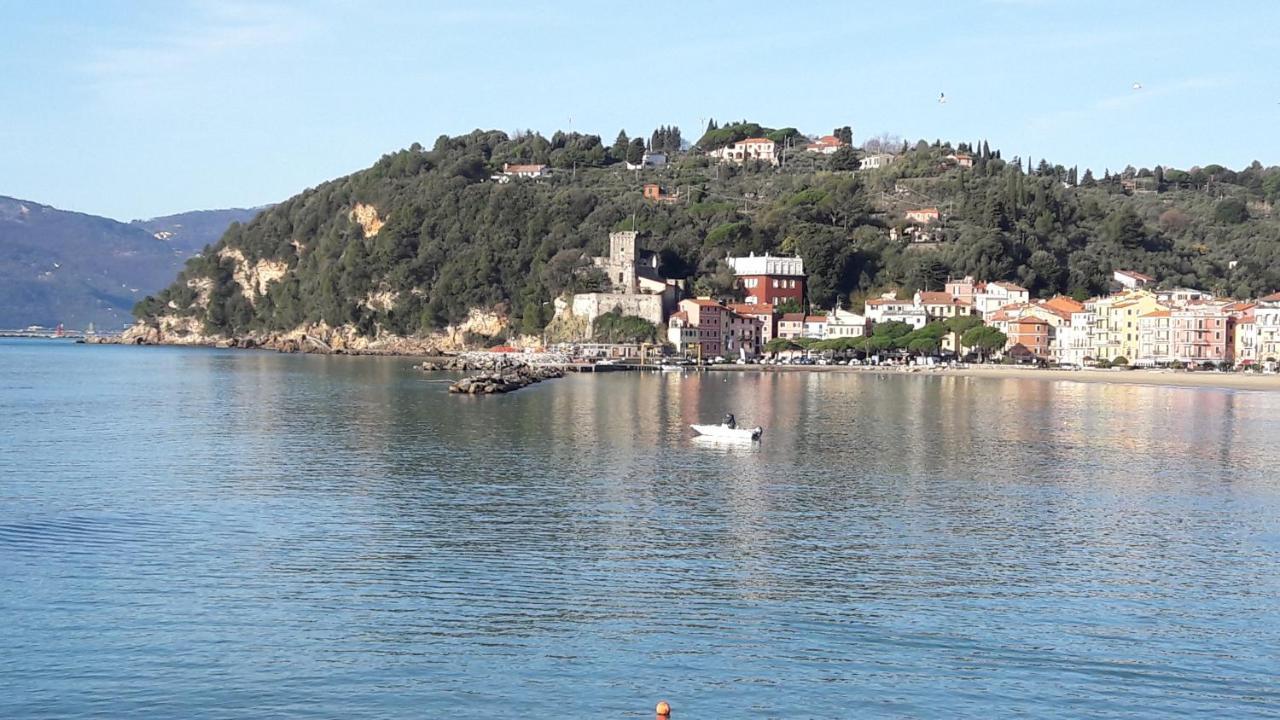 Mansard Apart Alba - Sea 5 Terre-Trekking-Excursions-Relax Сан-Таренцо Экстерьер фото